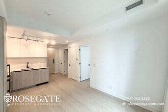 699 Sheppard Ave E in Toronto, ON - Building Photo - Building Photo
