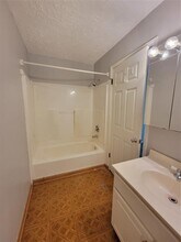 11855 Algonquin Dr in Houston, TX - Building Photo - Building Photo