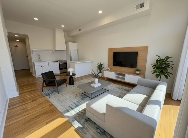 property at 1934 Green St
