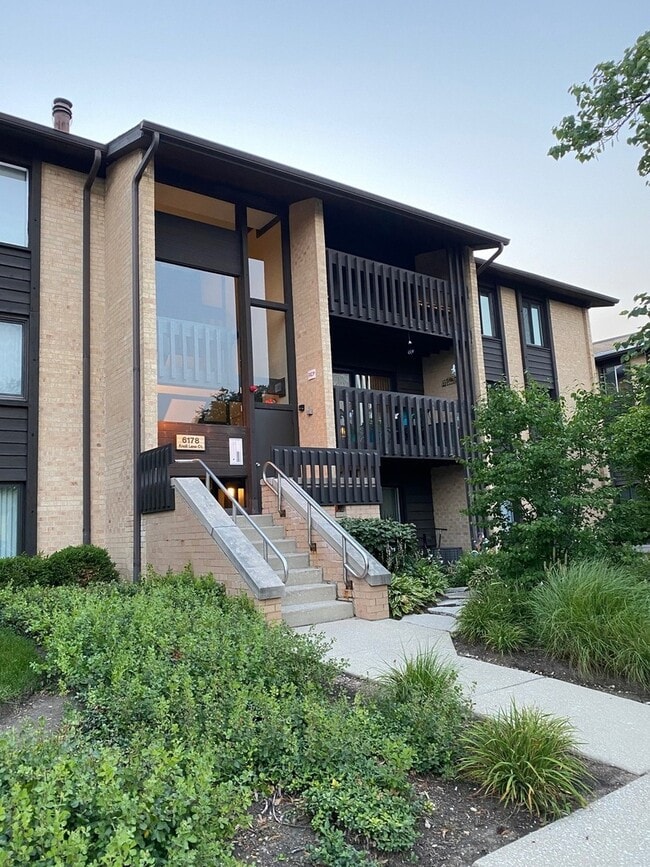 property at 6178 Knoll Ln Ct