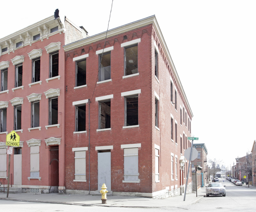 700 State Ave in Cincinnati, OH - Building Photo