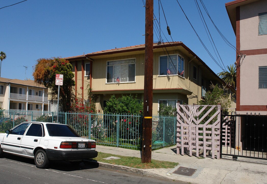 442 Normandie Pl in Los Angeles, CA - Building Photo