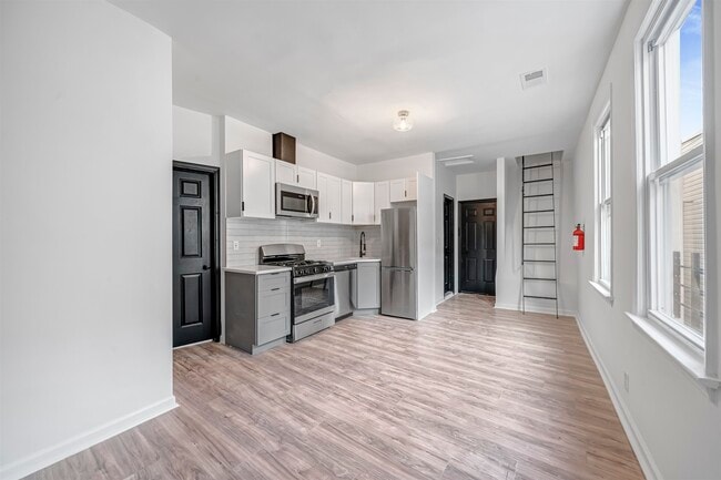 property at 160 Garfield Ave