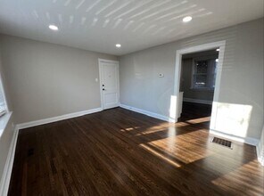 2652 N Springfield Ave in Chicago, IL - Building Photo - Building Photo