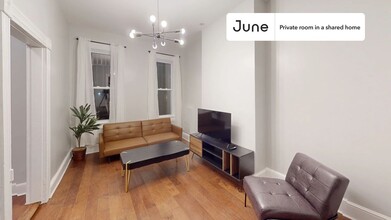Private bedroom in 3 bed/1.5 bath Home in Washington, DC - Building Photo - Building Photo