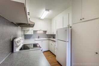 2044 Cowlitz St in Saint Helens, OR - Building Photo - Building Photo