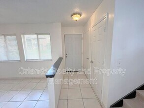 5151 Picadilly Circus Ct in Orlando, FL - Building Photo - Building Photo