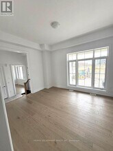 3 Pinetree Dr in Oro-Medonte, ON - Building Photo - Building Photo