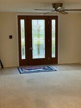 114 Hillcrest Acres in New Castle, PA - Foto de edificio - Building Photo