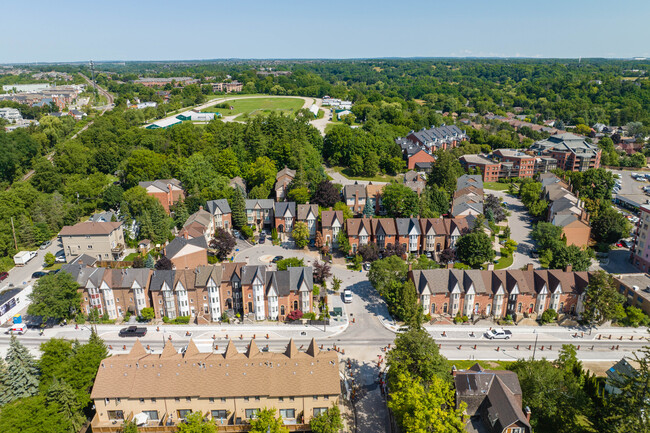 190 Woodbridge Av in Vaughan, ON - Building Photo - Building Photo