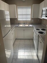 426 Apple Dr in Crestview, FL - Foto de edificio - Building Photo