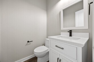 8451 Berry Brush Ln in Houston, TX - Building Photo - Building Photo