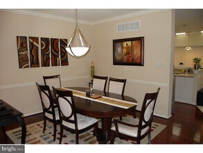 28 Madison Way in Downingtown, PA - Building Photo - Building Photo