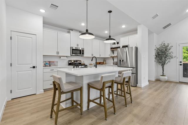 property at 1242 Champlain Wy