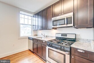 1575 Spring Pl NW in Washington, DC - Building Photo - Building Photo