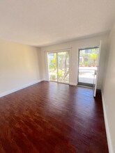 931 W 19th St in Costa Mesa, CA - Building Photo - Building Photo