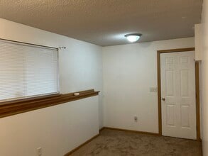 707 Riess Ln in Bates City, MO - Building Photo - Building Photo