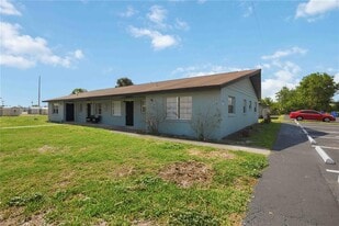 1118 Melody Ln in Sebring, FL - Building Photo