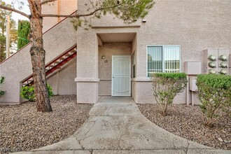 5225 W Reno Ave in Las Vegas, NV - Building Photo - Building Photo