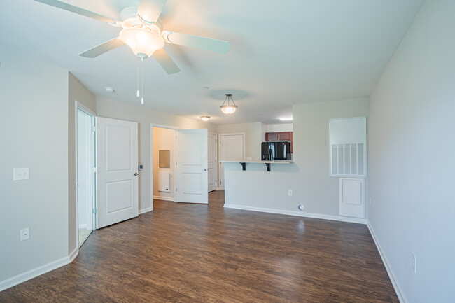 Keswick Senior Apartments in Spotsylvania, VA - Foto de edificio - Interior Photo