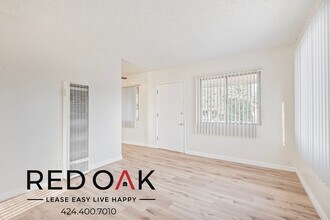 16711 Civic Center Dr in Bellflower, CA - Building Photo - Building Photo