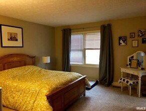 1208 E Skylark Ct in Bloomington, IN - Building Photo - Building Photo