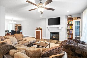 180 Sambar Dr in Clarksville, TN - Building Photo