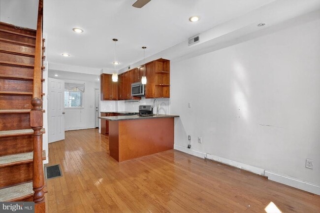 property at 1304 S Fairhill St