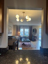 62 Freetown Rd in Raymond, NH - Foto de edificio - Building Photo