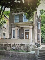 2154 W Clifton Ave in Cincinnati, OH - Building Photo