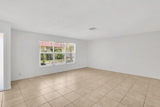89 Lariat Cir in Boca Raton, FL - Building Photo - Building Photo