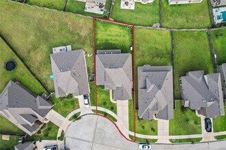 9414 Camden Clf Ct in Houston, TX - Building Photo - Building Photo
