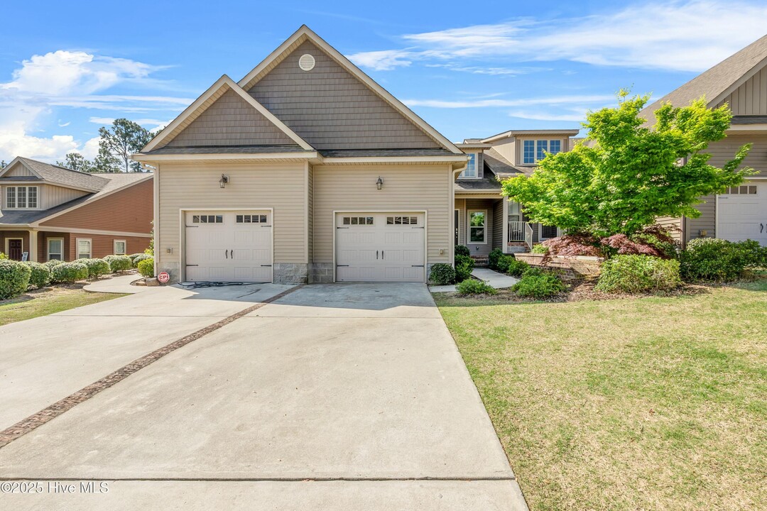 116 Cypress Cir in Southern Pines, NC - Building Photo