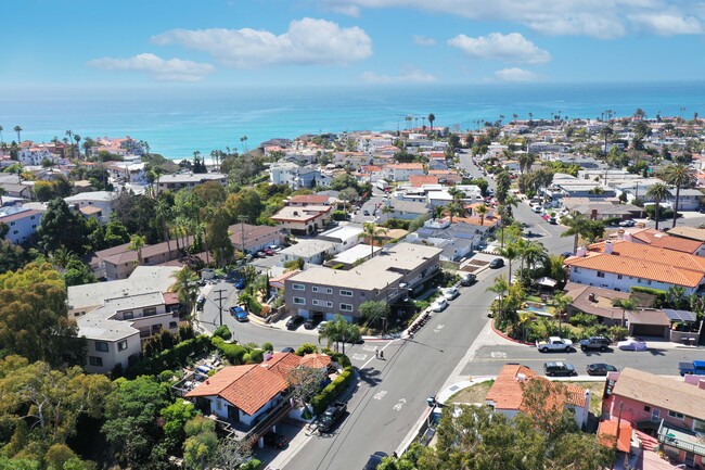 601 Calle Puente in San Clemente, CA - Building Photo - Building Photo