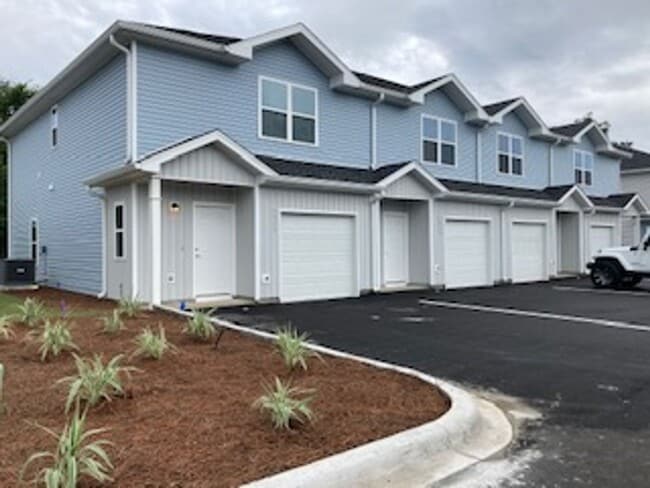 1833 Balboa Ave in Panama City, FL - Building Photo - Building Photo