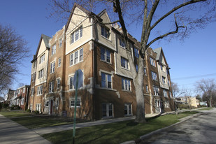 7901 N Keeler Ave Apartamentos