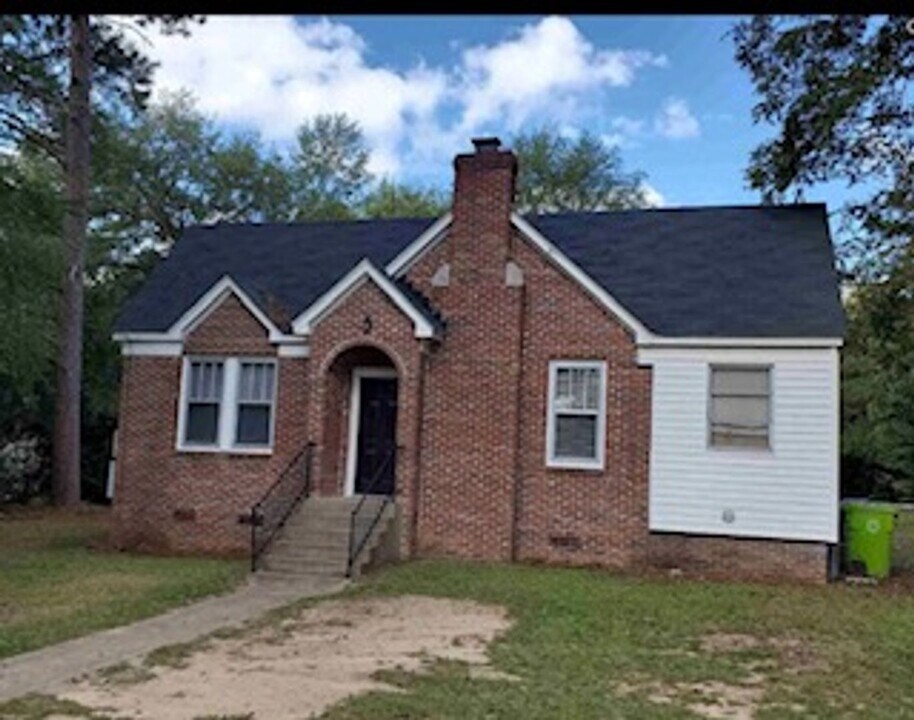 1219 Denny Rd in Columbia, SC - Building Photo