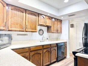910 N Wedgewood Dr in Mesa, AZ - Building Photo - Building Photo