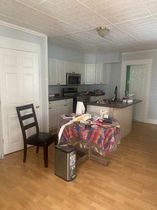 25 Hanson St in Dover, NH - Building Photo