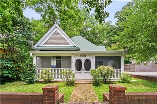 240 Melrose Ave in Decatur, GA - Building Photo