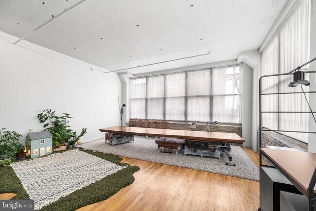 314-22 N 12th St in Philadelphia, PA - Building Photo - Building Photo