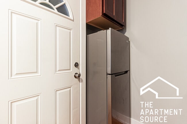 2907 N Mildred Ave, Unit O1 in Chicago, IL - Building Photo - Building Photo