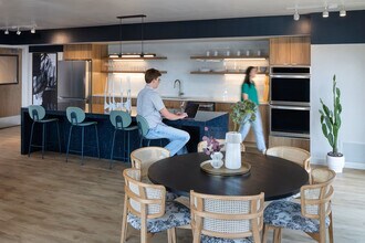 Zephyr in Salt Lake City, UT - Foto de edificio - Building Photo