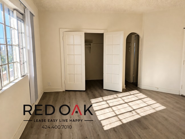 property at 259 S Harvard Blvd