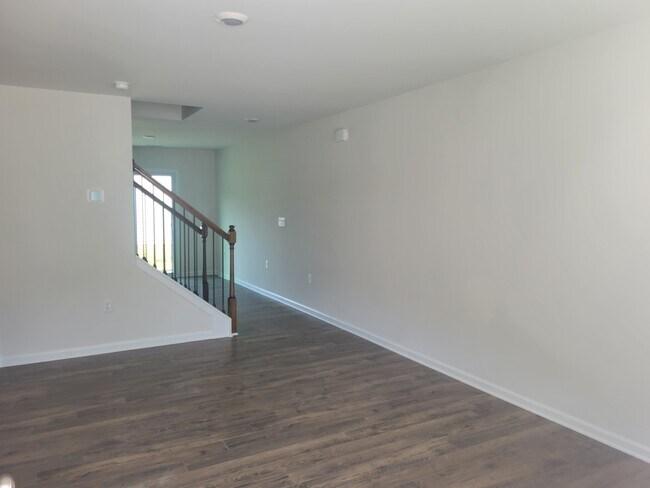 114 Clear Creek Ln in Waynesville, NC - Building Photo - Building Photo