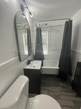 25 R Auburn St in Woburn, MA - Building Photo - Building Photo