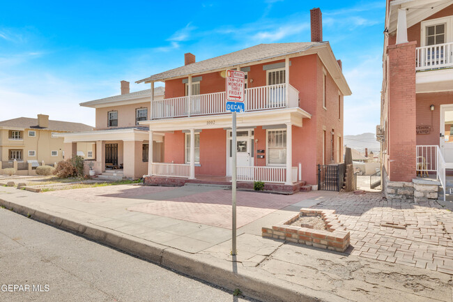 1002 Prospect St in El Paso, TX - Building Photo - Building Photo