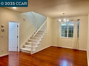 4050 Cassata Pl in Dublin, CA - Building Photo - Building Photo