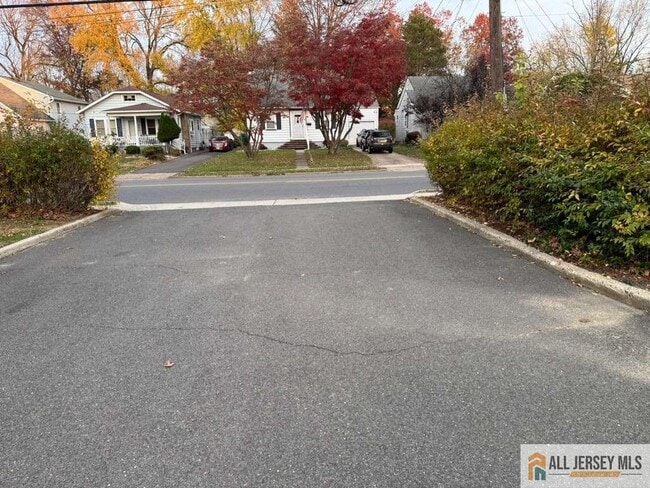 107 Parkway Ave in Ewing, NJ - Building Photo - Building Photo