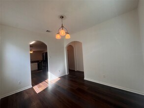 302 Broken Pine Ct in Conroe, TX - Building Photo - Building Photo